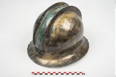 Foto von Bronzedoppelkammhelm (NHMW-PRAE-024469)